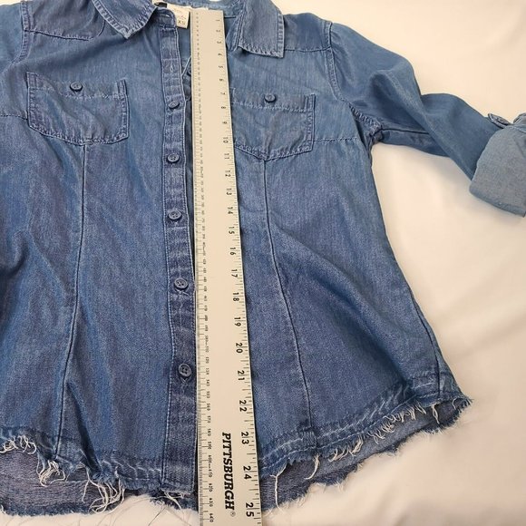 AMERICAN RAG Denim Button Up Shirt Women's XS Blouse Top Button Blue Frayed Edge - Picture 8 of 13